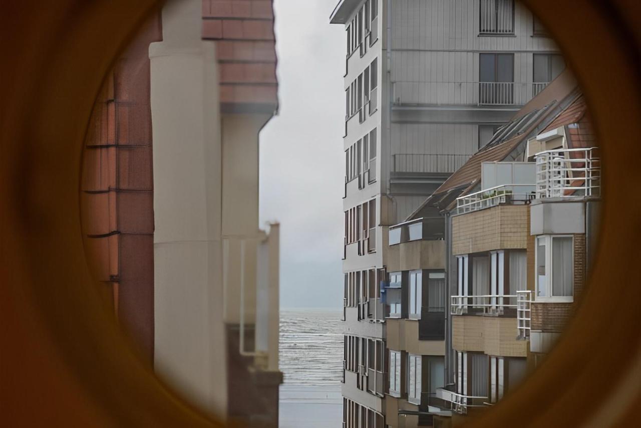 Big And Comfortable Triplex In Knokke Esterno foto