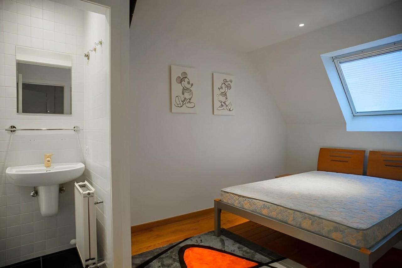 Big And Comfortable Triplex In Knokke Esterno foto